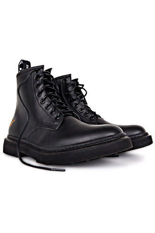 London in Black from King 55