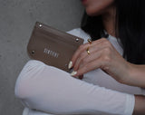 Vera Cardholder in Oleatex from SENTIENT