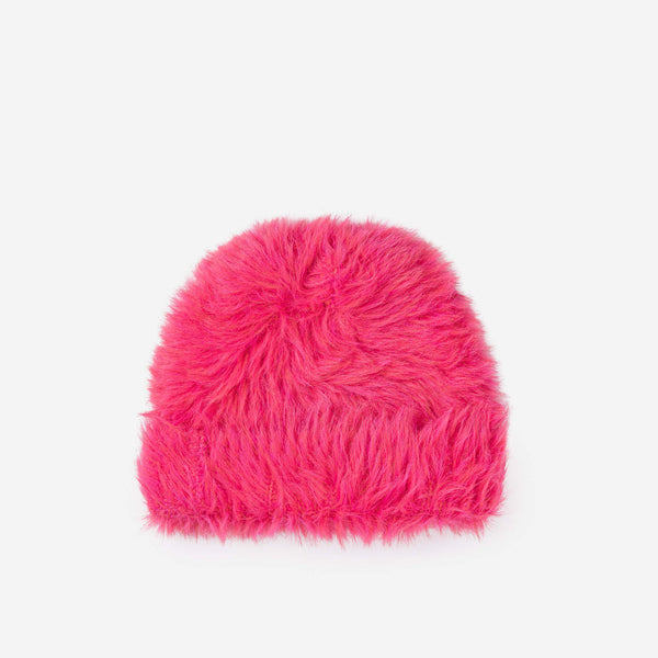 Faux Fur Beanie in Fuchsia from Verloop Knits