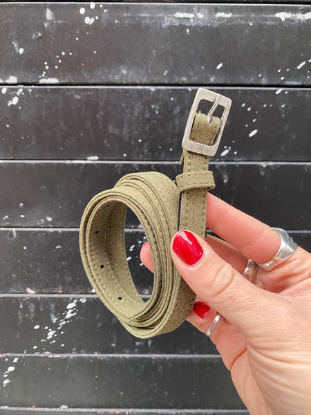 Lizzie Belt in Green Suede from Novacas