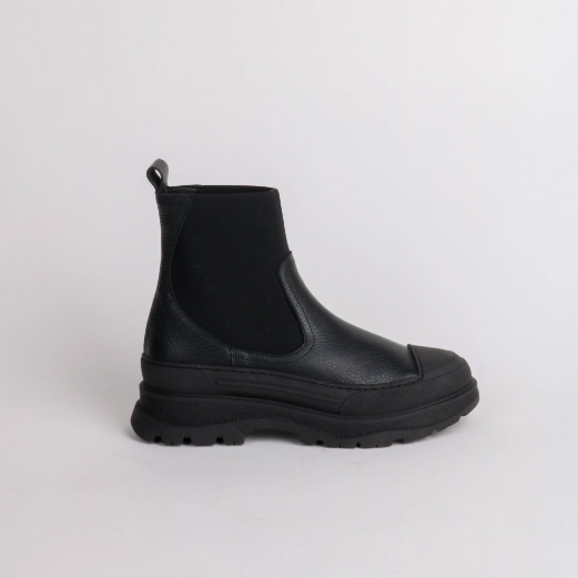 Court Lug Sole Platform Boot in Black from Intentionally Blank