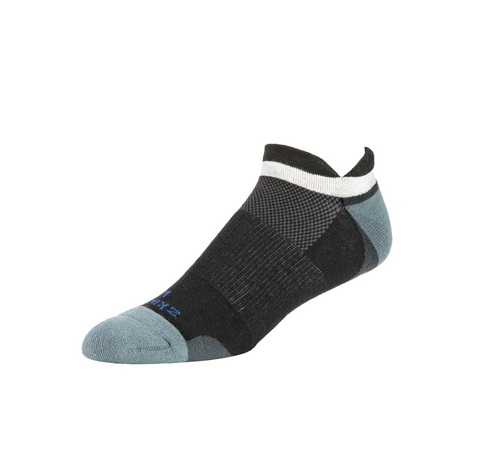 Ascent Performance Organic Cotton Low Cut Ankle Sock in Black from Zkano