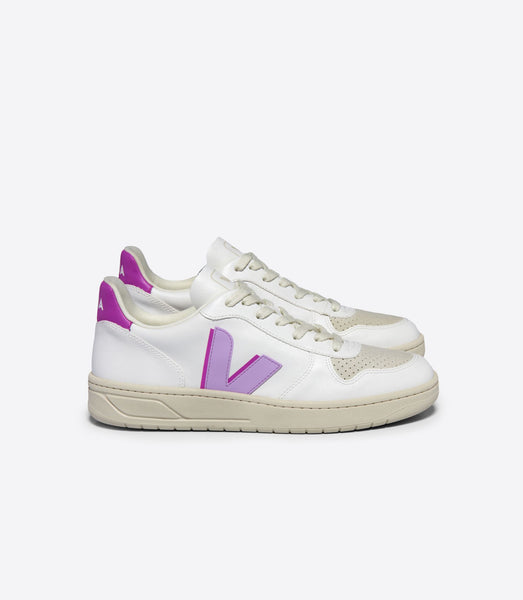 Women's V-10 in Orchid Ultraviolet from Veja