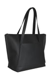 Traveler Bag in Black from Canussa