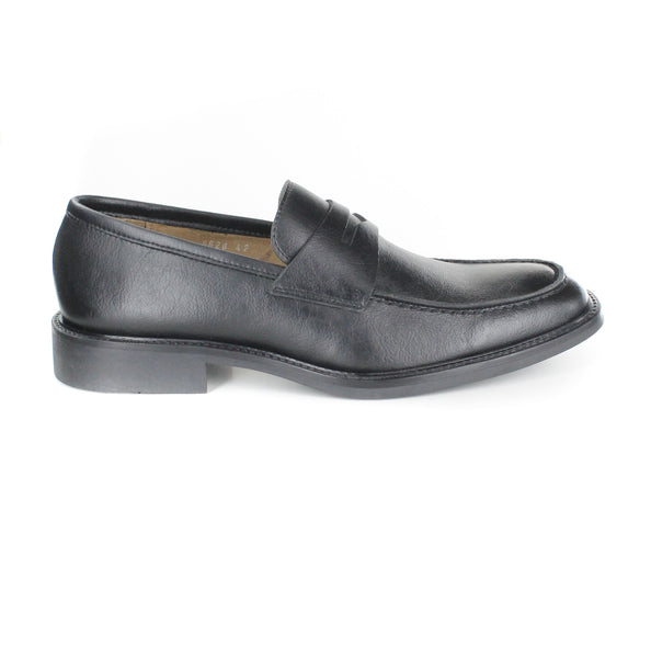 Cory Loafer in Black from Novacas